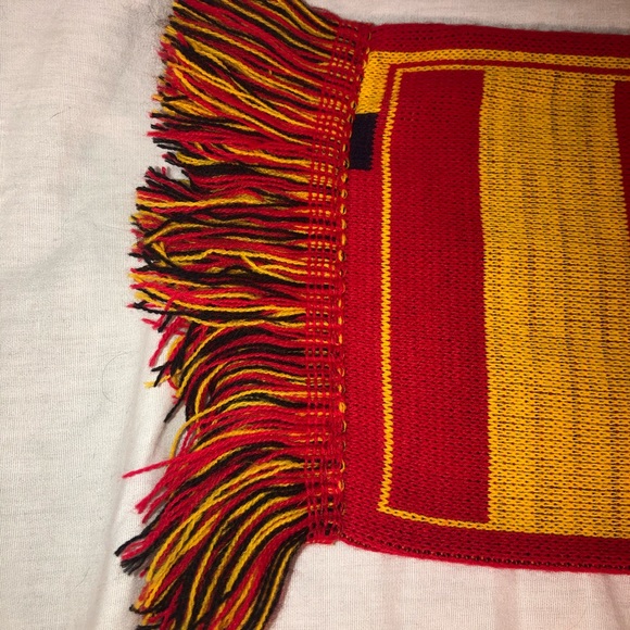 Spain “ESPANA” Scarf - Picture 9 of 11